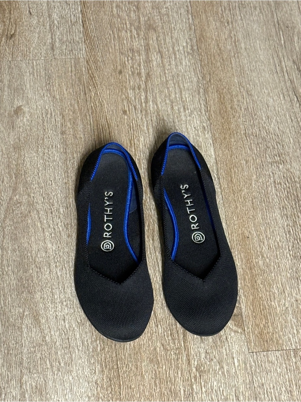 ROTHY BLACK ROUND TOE FLATS SIZE 9